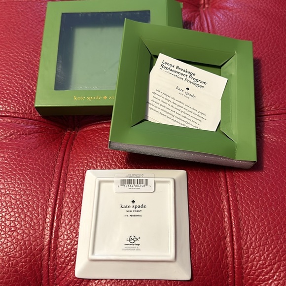 Brand new Kate Spade NY initial B jewelry dish/tray - Picture 2 of 4